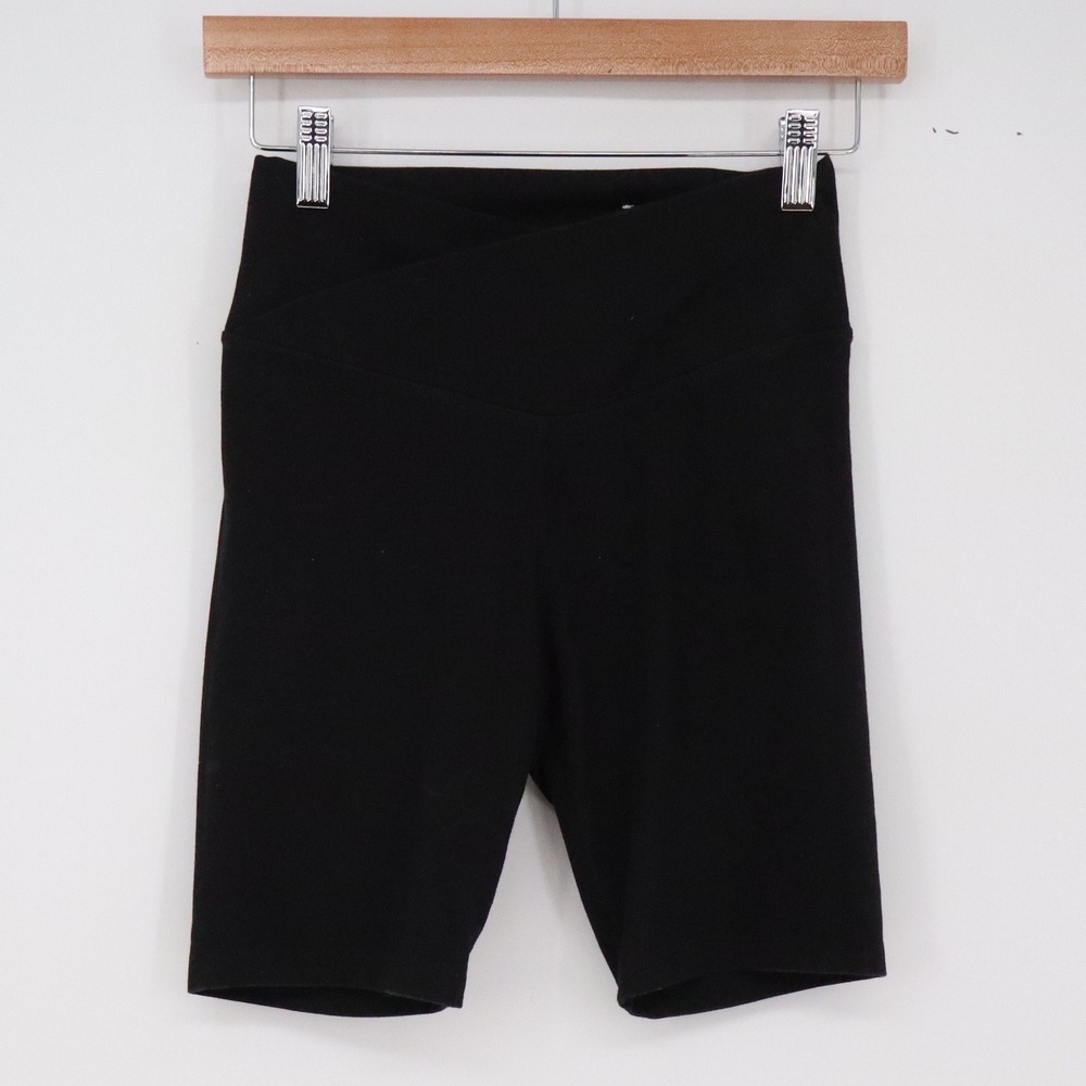 Old Navy Bike Short Womens S PowerChill Go-Dry Black Crossover Waist Excellent